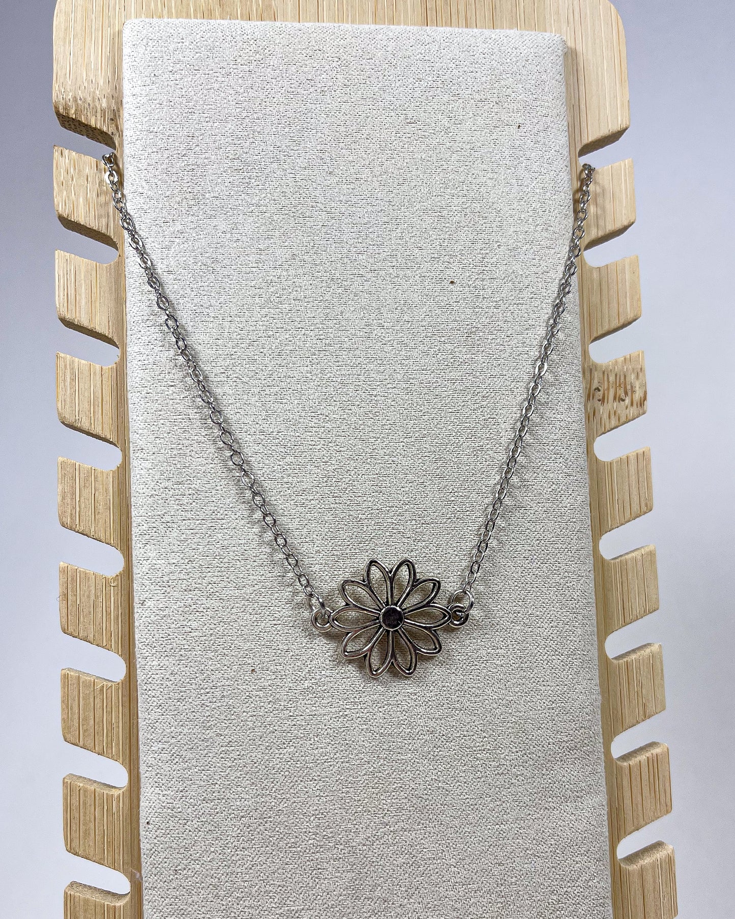 Silver Large Daisy Choker