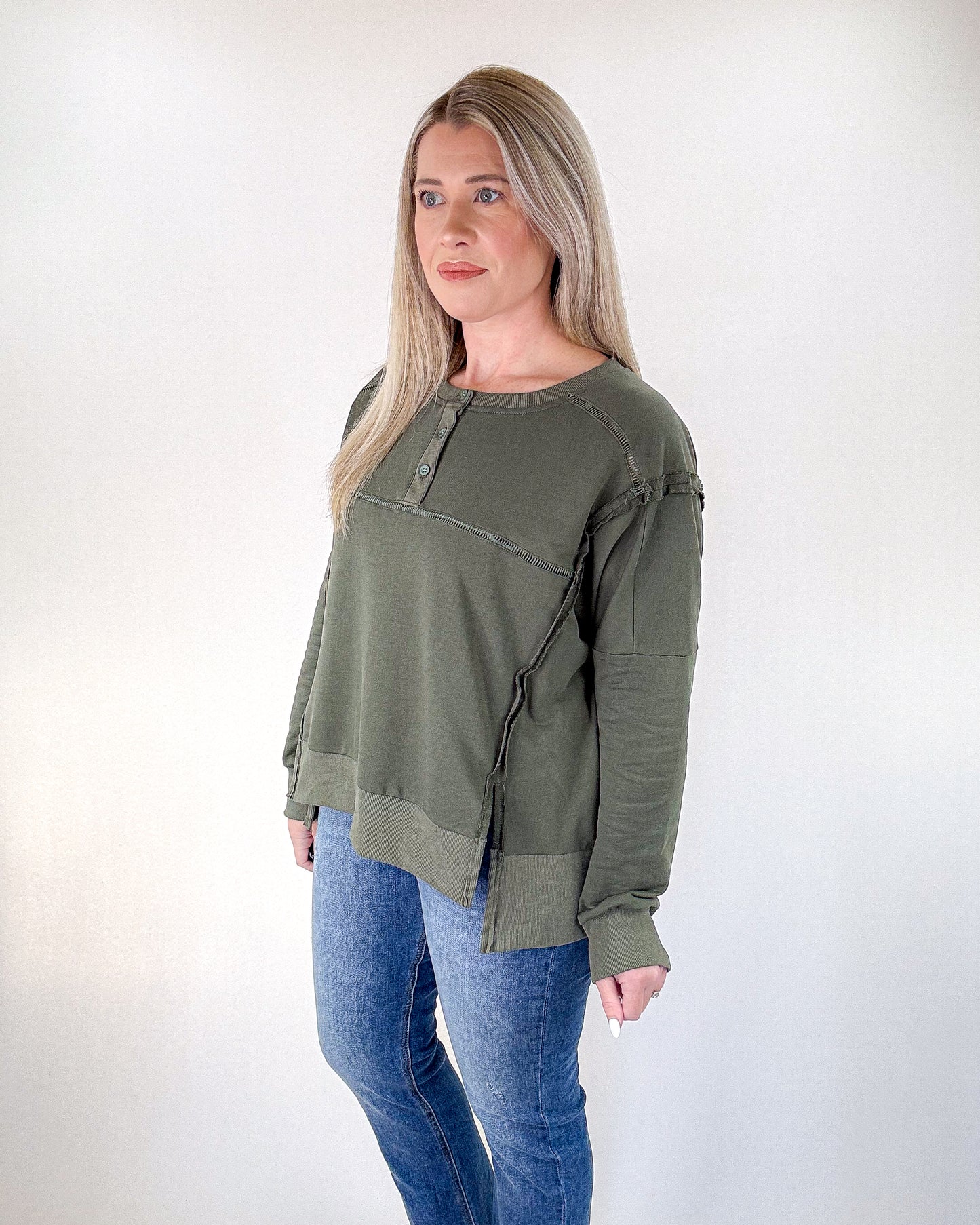 Oversized Henley Pullover