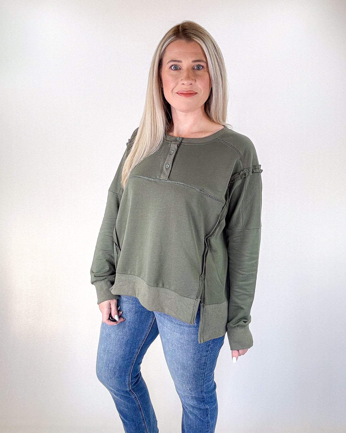 Oversized Henley Pullover